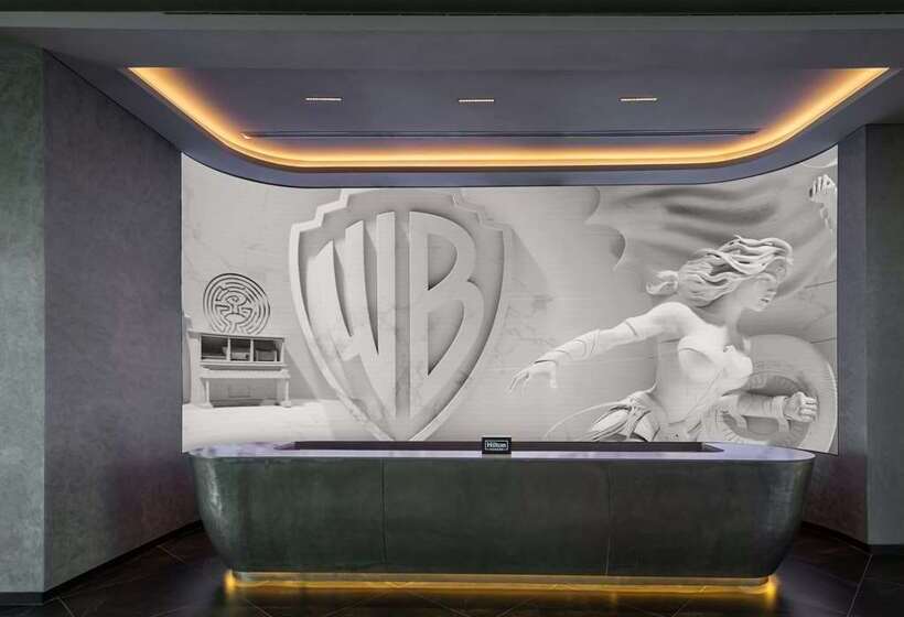 هتل The Wb Abu Dhabi, Curio Collection By Hilton