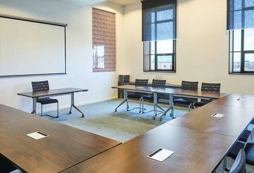 Aparthotel Adagio Liverpool City Centre