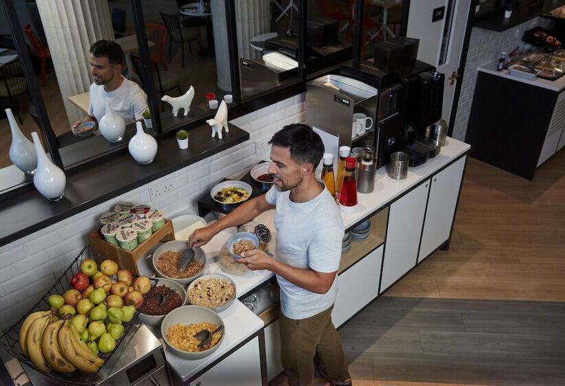 Aparthotel Adagio Liverpool City Centre