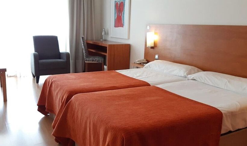 هاستل Torre Monreal