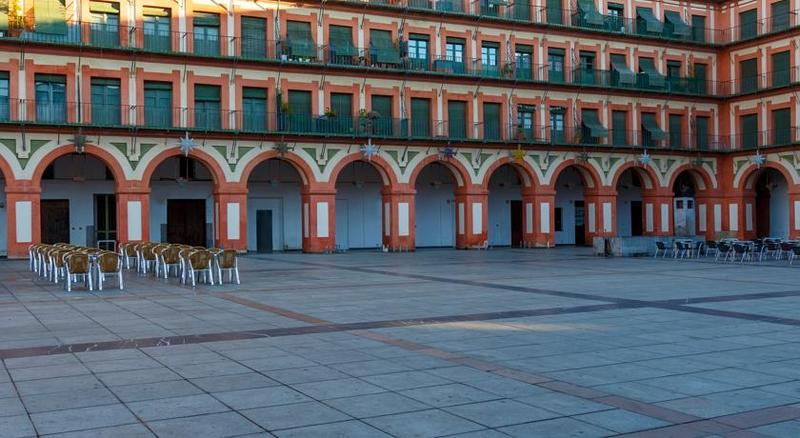 Apartamentos Turísticos Duque De Hornachuelos