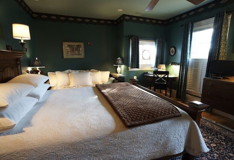 تختخواب و صبحانه Ash Street Inn