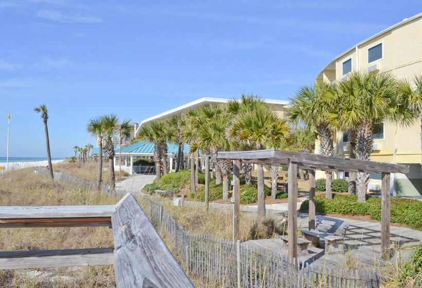 منتجع Boardwalk Beach