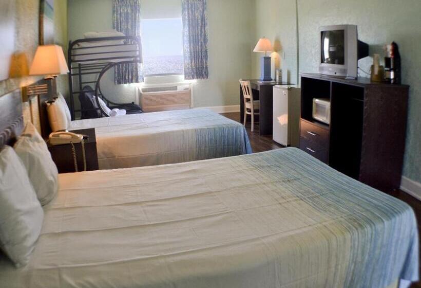 منتجع Boardwalk Beach