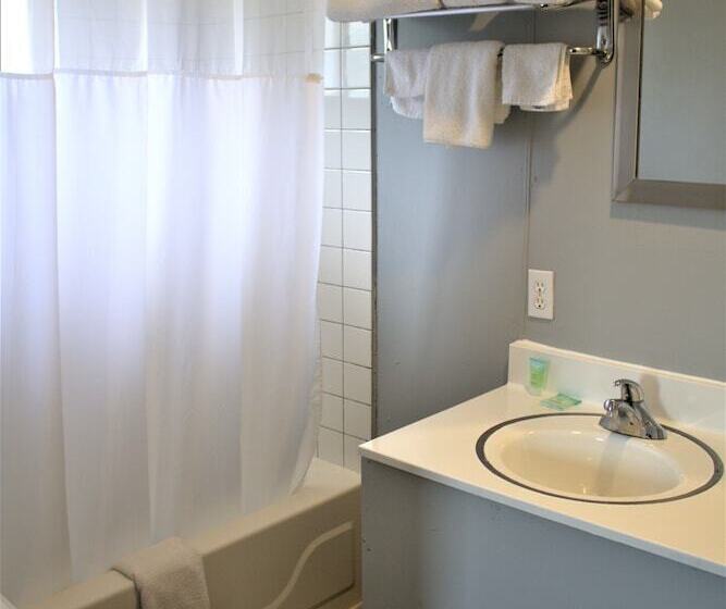 Campbell's Motel Scottsburg