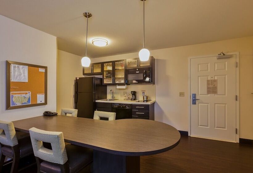 Candlewood Suites Tucson, An Ihg