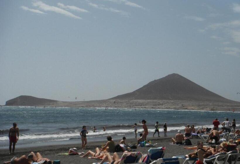 Casa Grande Surf Hostel