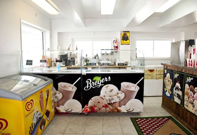 Coliseum Ocean Resort