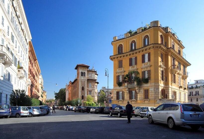 Colosseo Gardens   My Extra Home