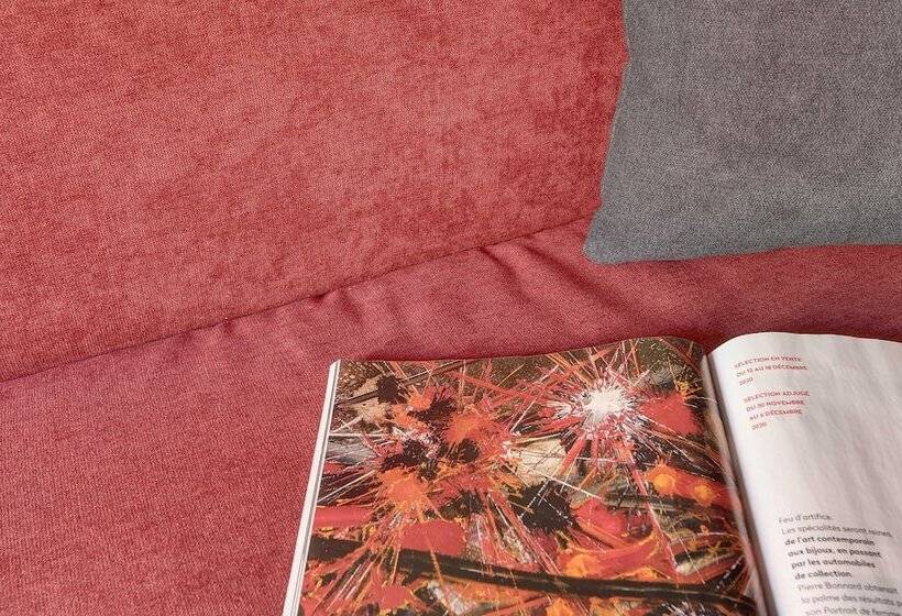 Colosseo Gardens   My Extra Home