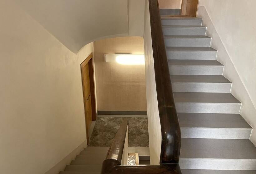 Colosseo Gardens   My Extra Home