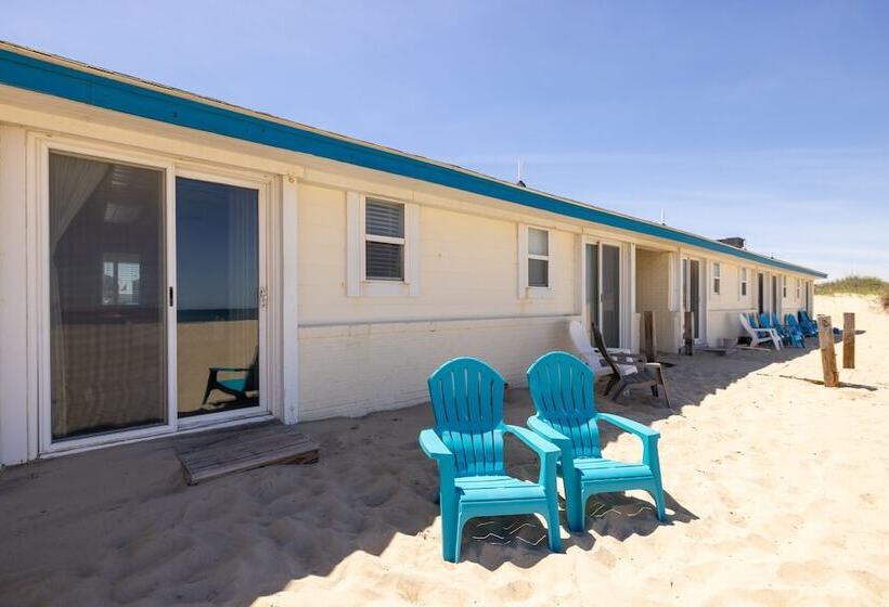 Dolphin Oceanfront Motel   Nags Head