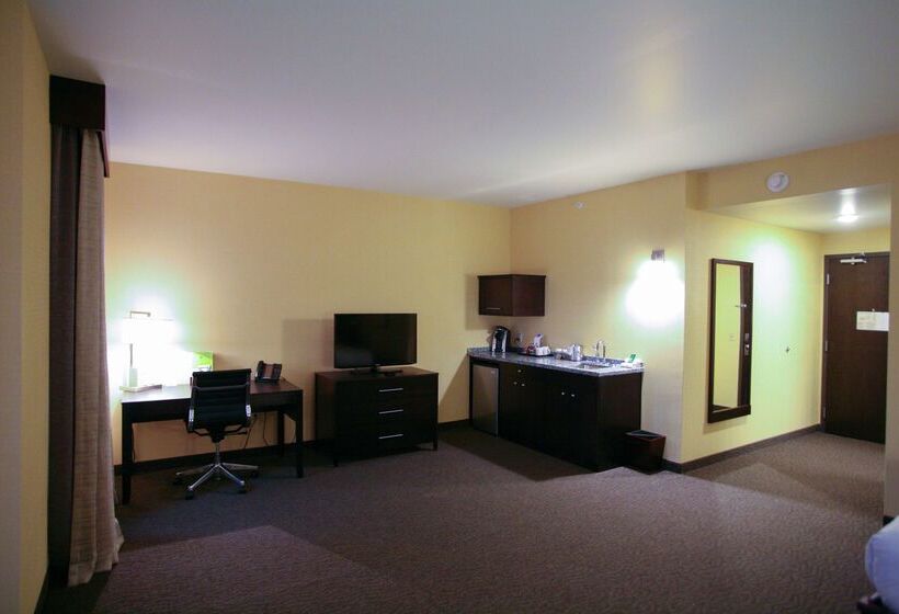 DoubleTree by Hilton Hotel Bemidji