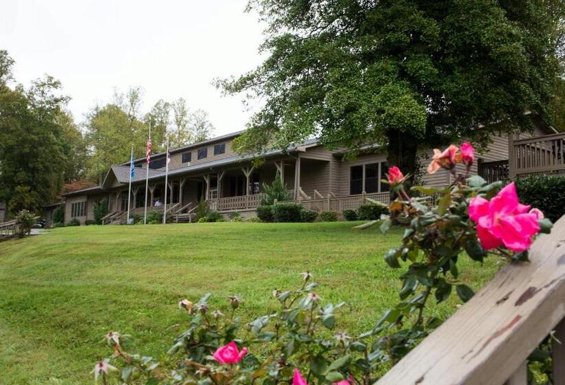 Fontana Village Resort & Marina