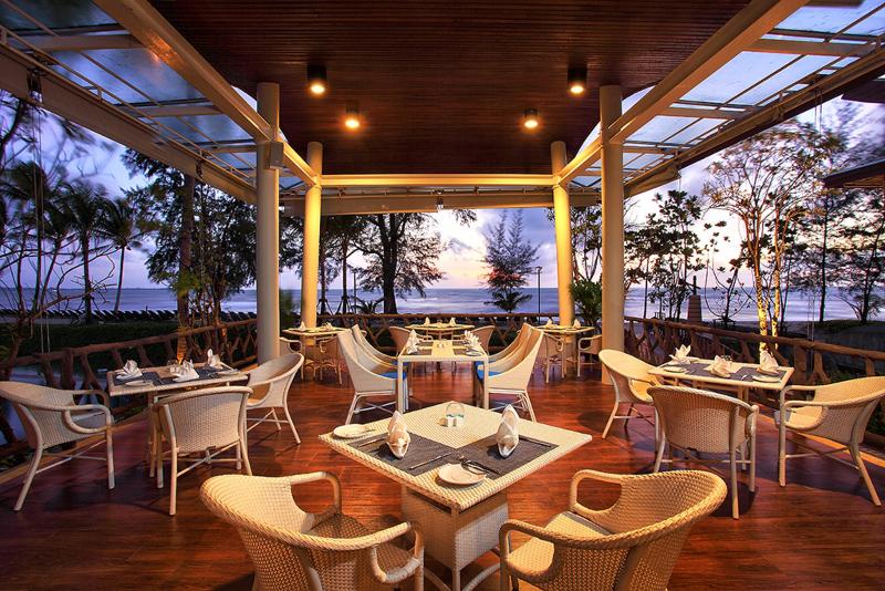 Graceland Khaolak Beachfront Resort