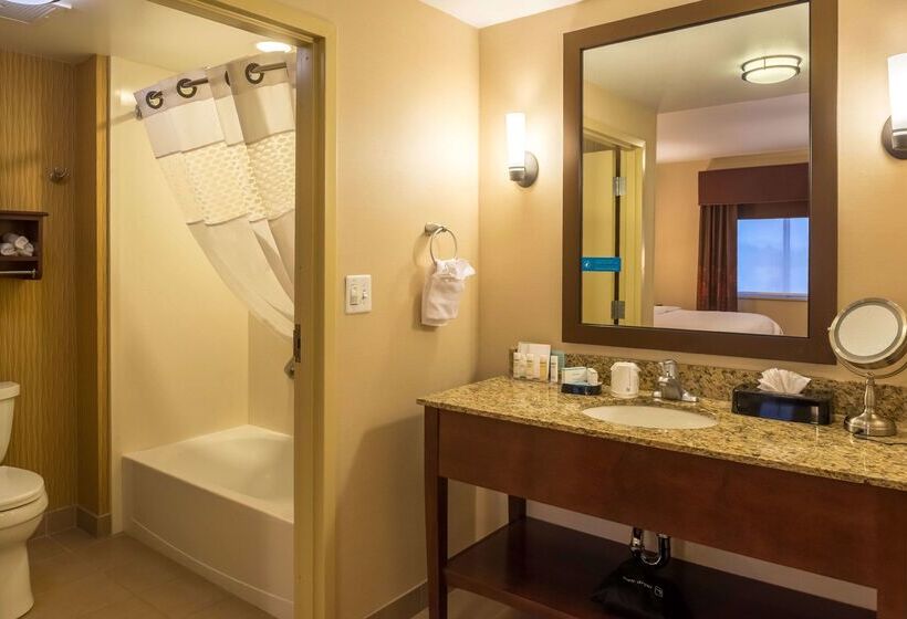 Hampton Inn & Suites Bouldernorth