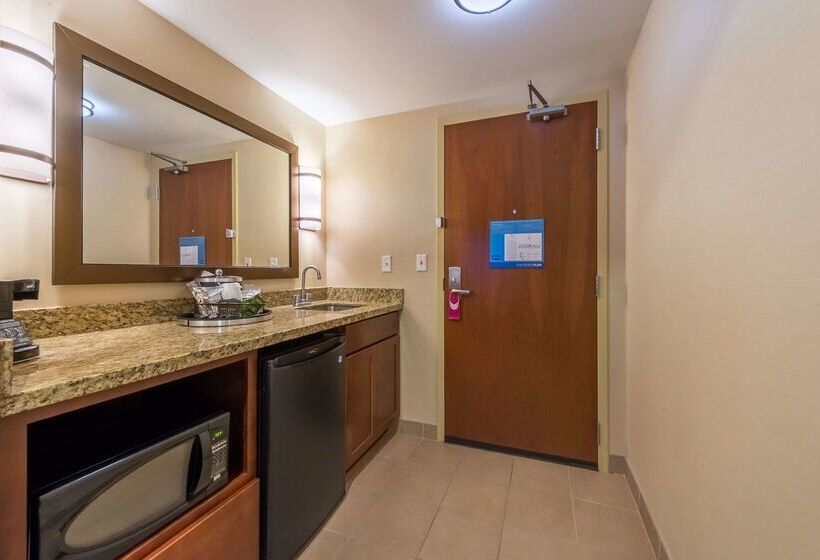 Hampton Inn & Suites Bouldernorth