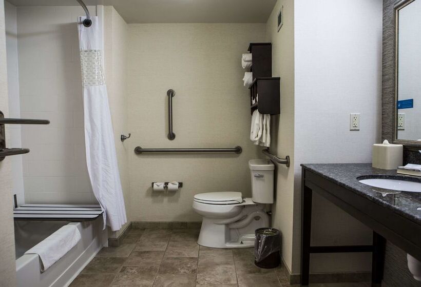 Hampton Inn & Suites Lake Placid