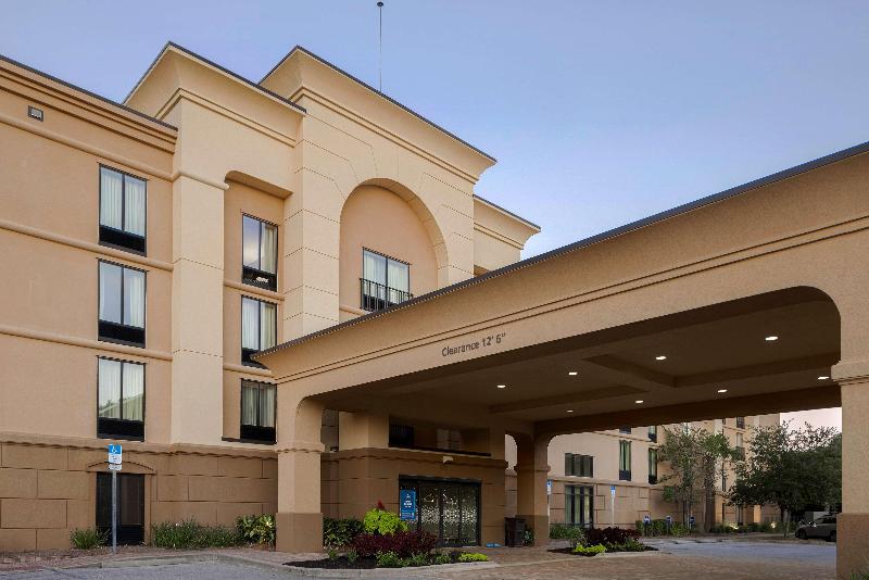 Hampton Inn & Suites Pensacola/gulf Breeze