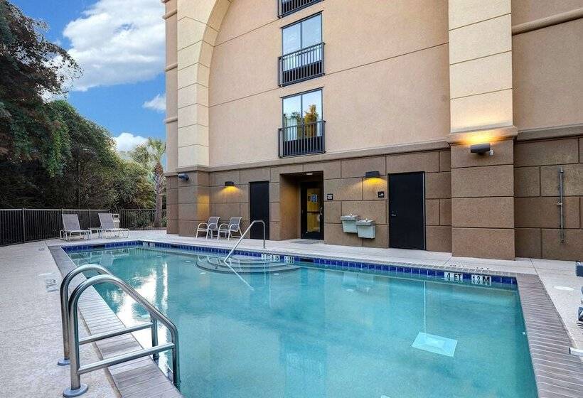 Hampton Inn & Suites Pensacola/gulf Breeze