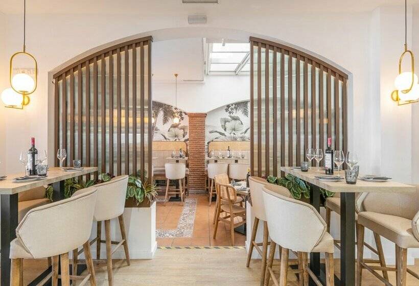 مسافرخانه Marissal by Dorobe Hotels