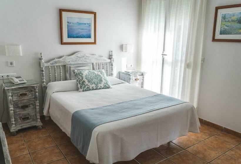 مسافرخانه Marissal by Dorobe Hotels