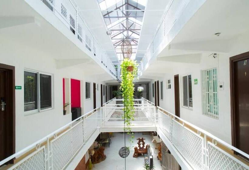 בית מלון כפרי Acapulco