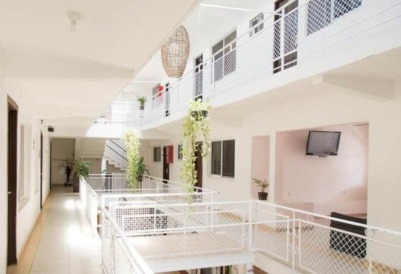 בית מלון כפרי Acapulco