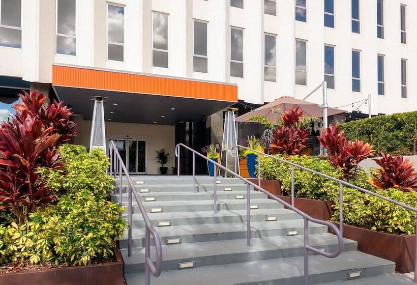 Отель Aloft Orlando Downtown
