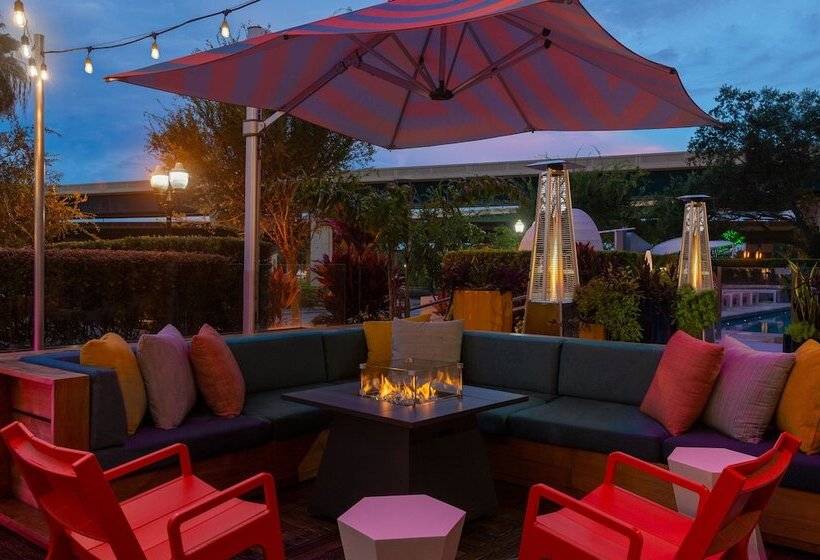 Отель Aloft Orlando Downtown