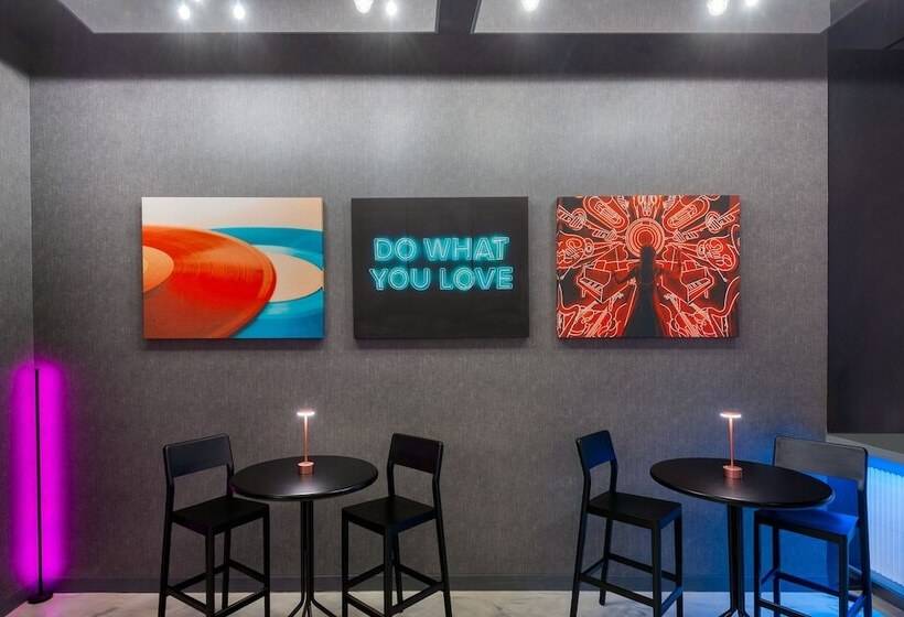 Отель Aloft Orlando Downtown