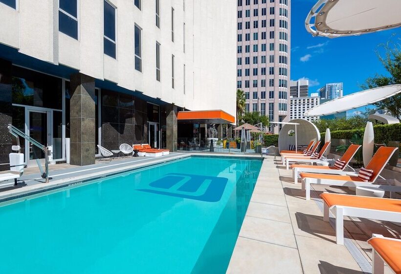 Отель Aloft Orlando Downtown