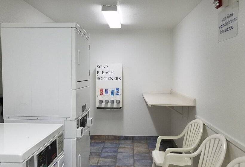 فندق Americas Best Value Inn Lincoln Airport