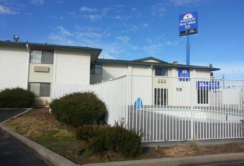 فندق Americas Best Value Inn Lincoln Airport