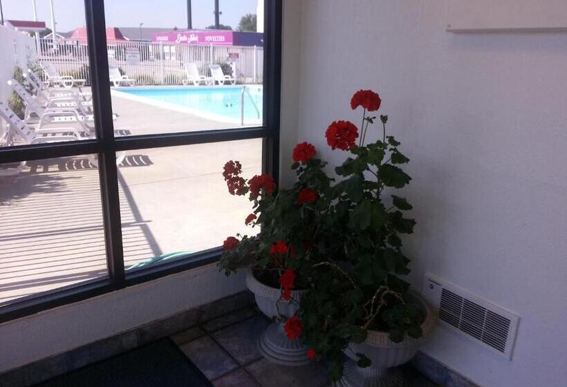 فندق Americas Best Value Inn Lincoln Airport