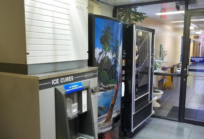 فندق Americas Best Value Inn Lincoln Airport