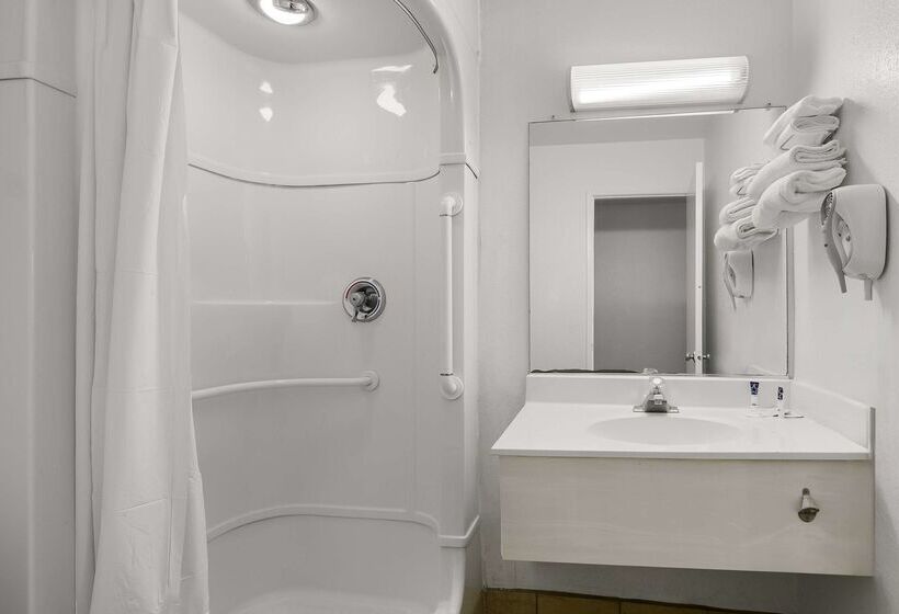 فندق Americas Best Value Inn Lincoln Airport