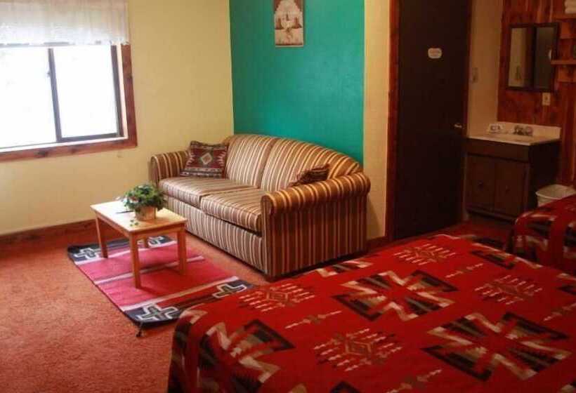 فندق Amizette Inn And Restaurant