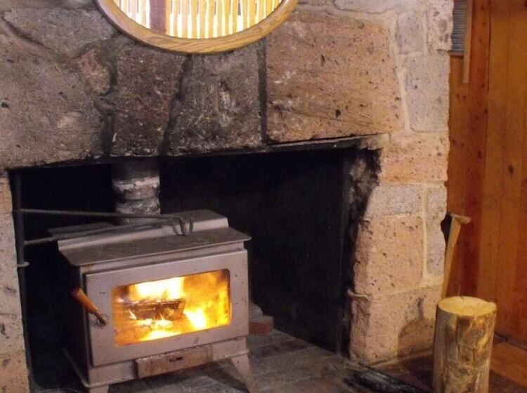 فندق Amizette Inn And Restaurant