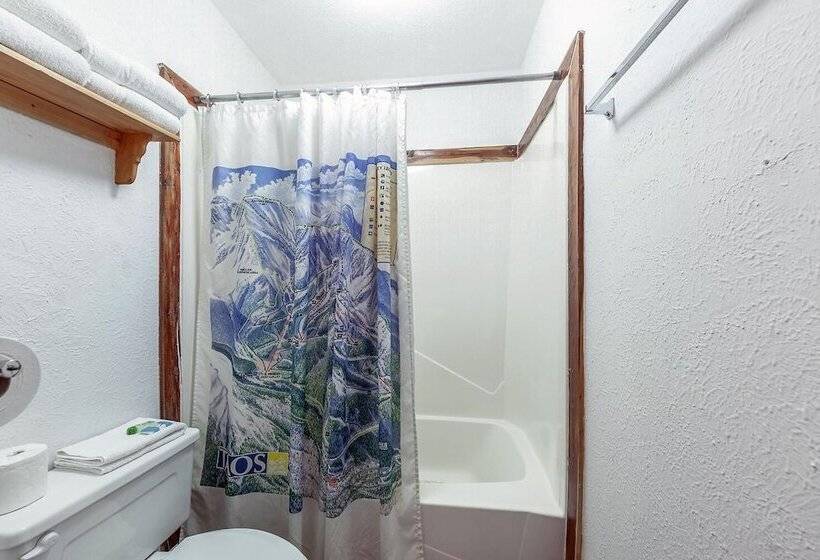 فندق Amizette Inn And Restaurant