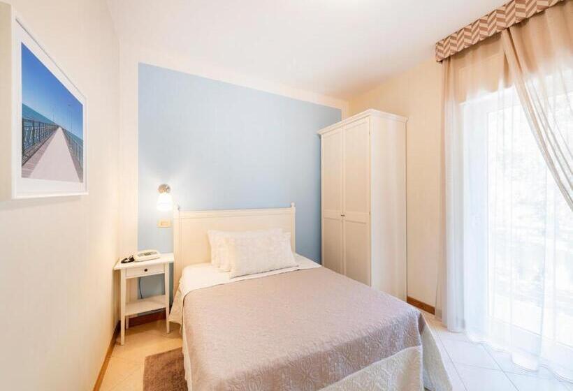 בית מלון כפרי Andreaneri