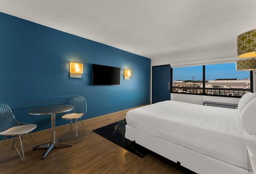 فندق Beach House Dewey