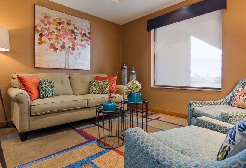 فندق Best Western Plus Hiawatha