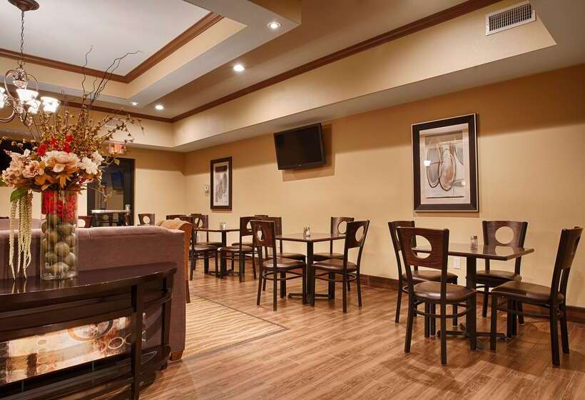 Best Western Plus Seminole Hotel & Suites