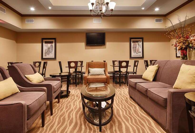 Best Western Plus Seminole Hotel & Suites