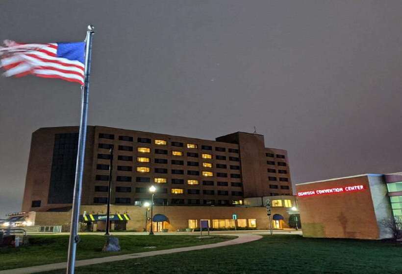 Oshkosh Marriott Waterfront Hotel & Convention Center