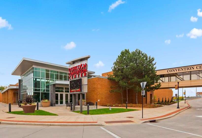 Oshkosh Marriott Waterfront Hotel & Convention Center