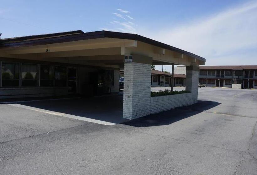 فندق Budget Inn Malvern