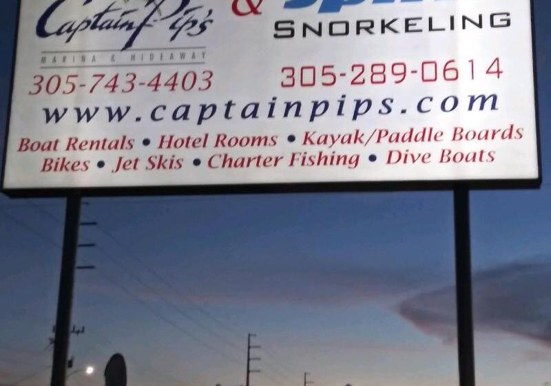 فندق Captain Pip's Marina & Hideaway