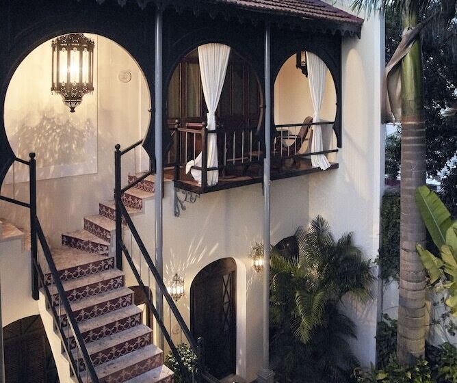 Отель Casa Lecanda Boutique